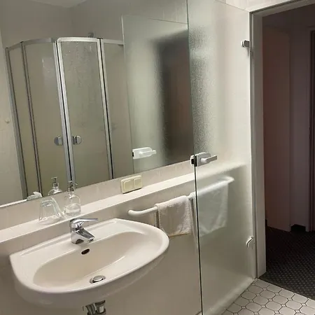 Alcor Stoertebeker מלון בינדורף