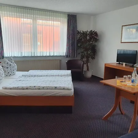 מלון Alcor Stoertebeker 3*